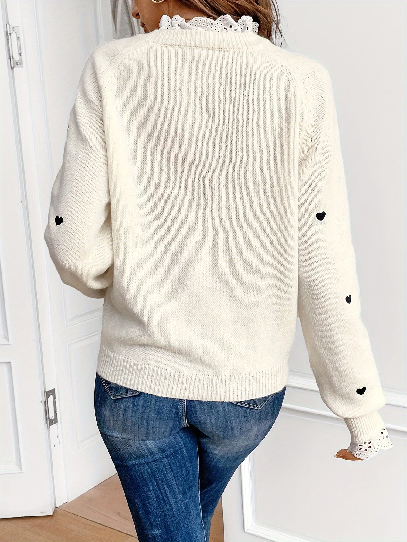 Amara | Lace Trim Heart Sweater – Ivory White Pullover