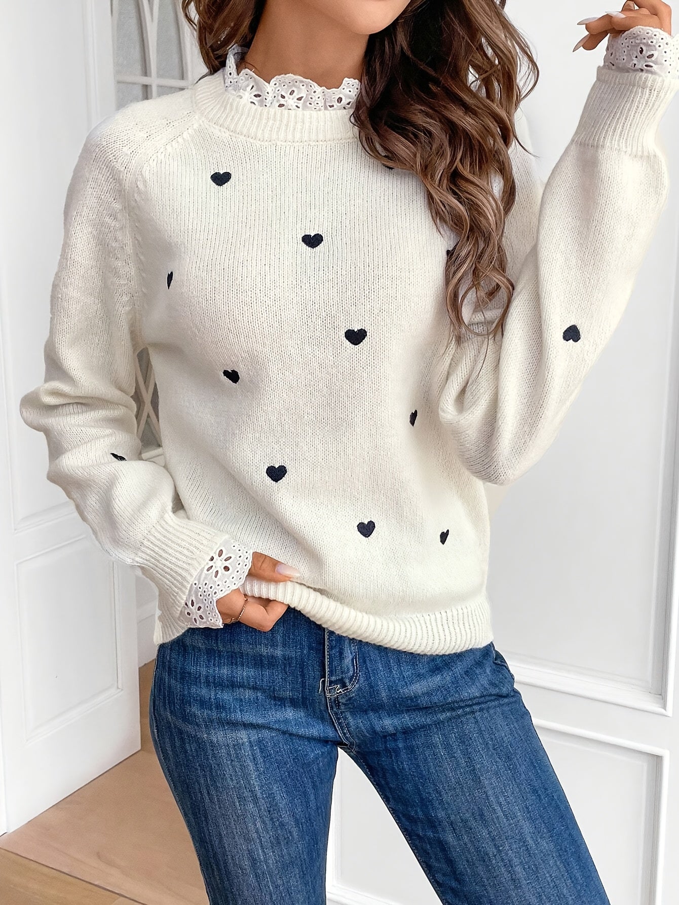 Amara | Lace Trim Heart Sweater – Ivory White Pullover